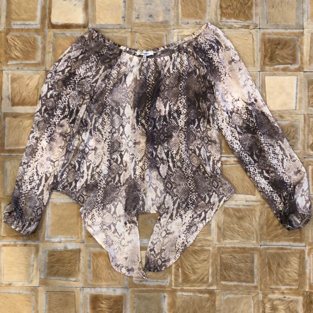 Olivaceous Off the shoulder Blouse